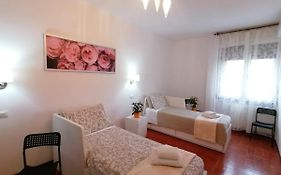 Casa Doina Airport -Appartamento